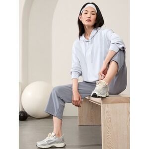 Athleta Seasoft Bubble Hem Pullover Hoodie‎ Snowfall Blue Athletic Comfort Small